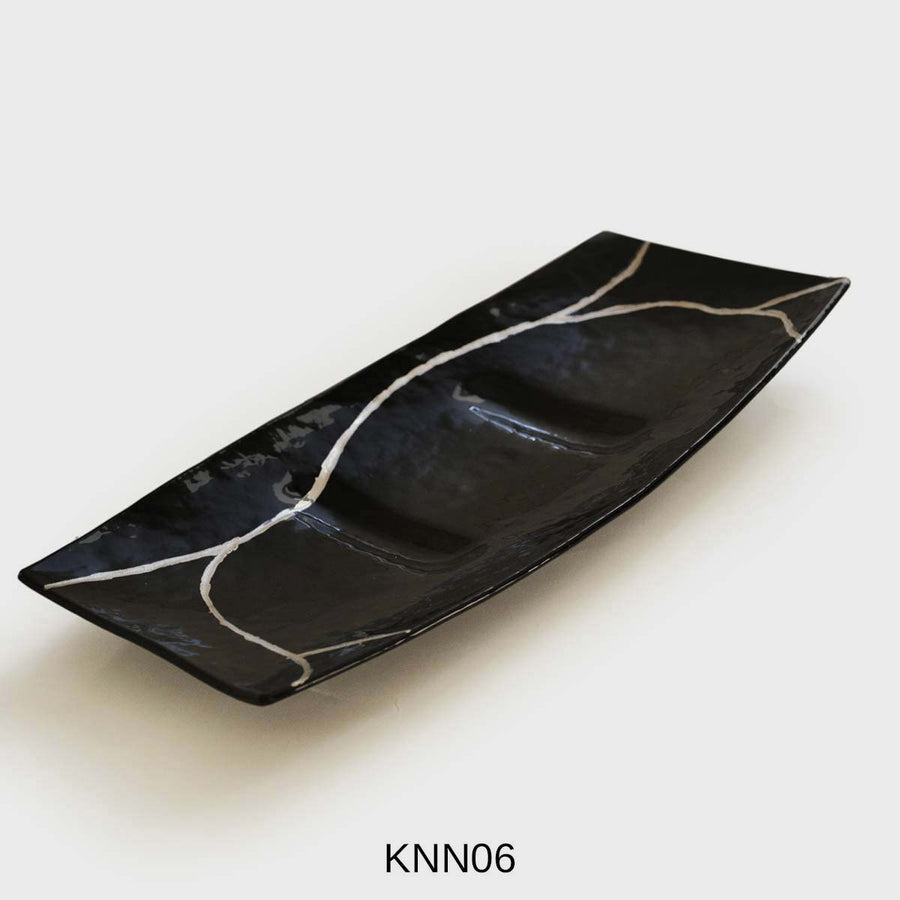 "Kintzugi Black" Sushi Set, Handmade Murano plates, engraved by hand with platinum 999,99 by Fp Art Tableware - Fp Art Online