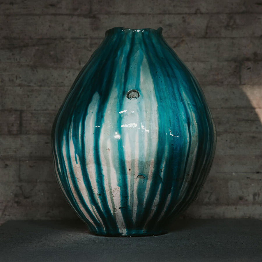 Thousand Green - Handcrafted ceramic vase by Onofrio Acone - Fp Art Online